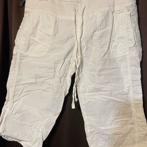 Younique capri pants size XL